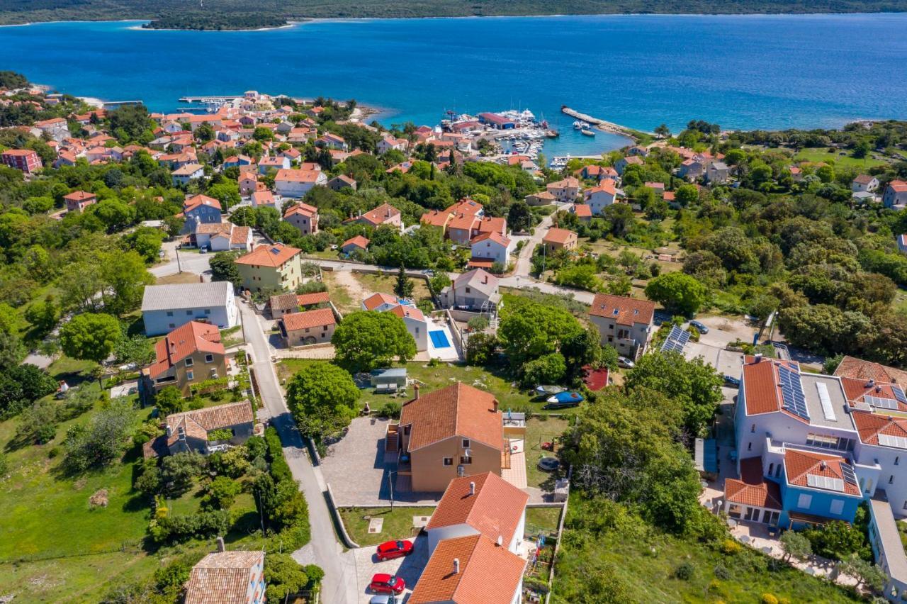 Apartments Marina Veskovic Nerezine Eksteriør billede