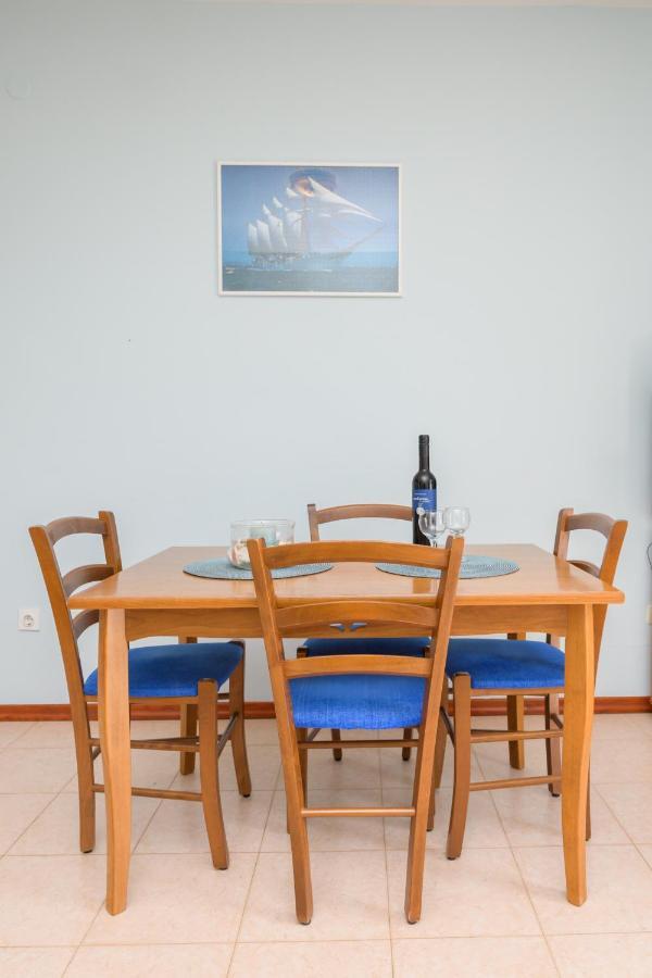 Apartments Marina Veskovic Nerezine Eksteriør billede